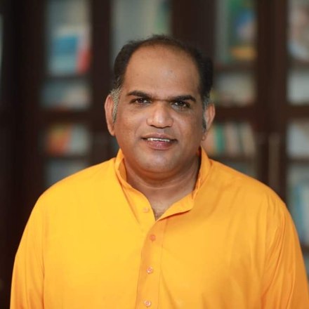 Swami Gururetnam Jnana Thapaswi